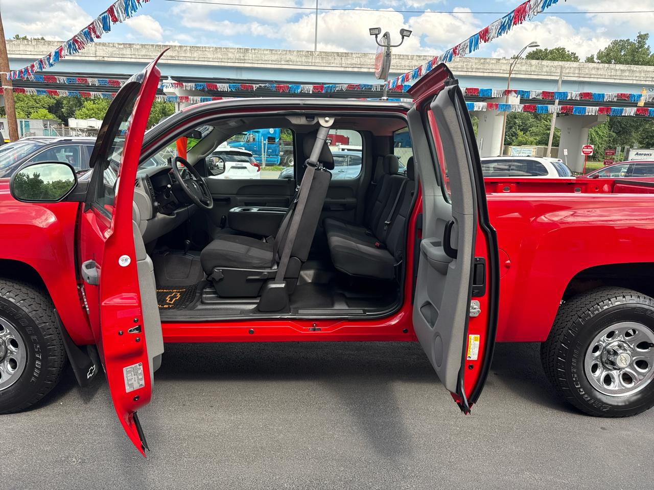 Chevrolet Silverado 1500 4WD Ext Cab 143.5" Work Truck 2010