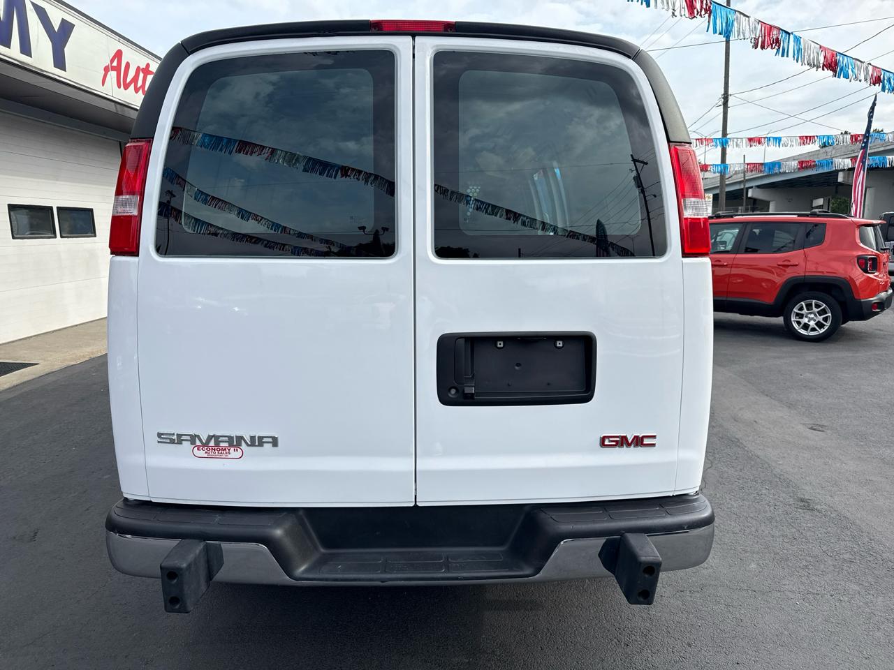 GMC Savana Cargo Van RWD 2500 135" 2025