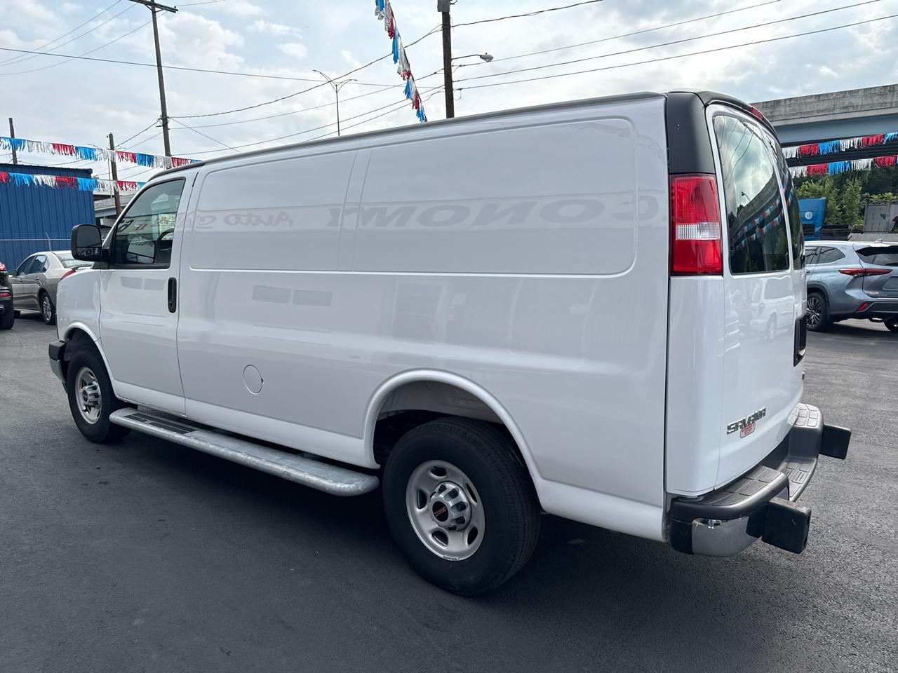 GMC Savana Cargo Van RWD 2500 135" 2025