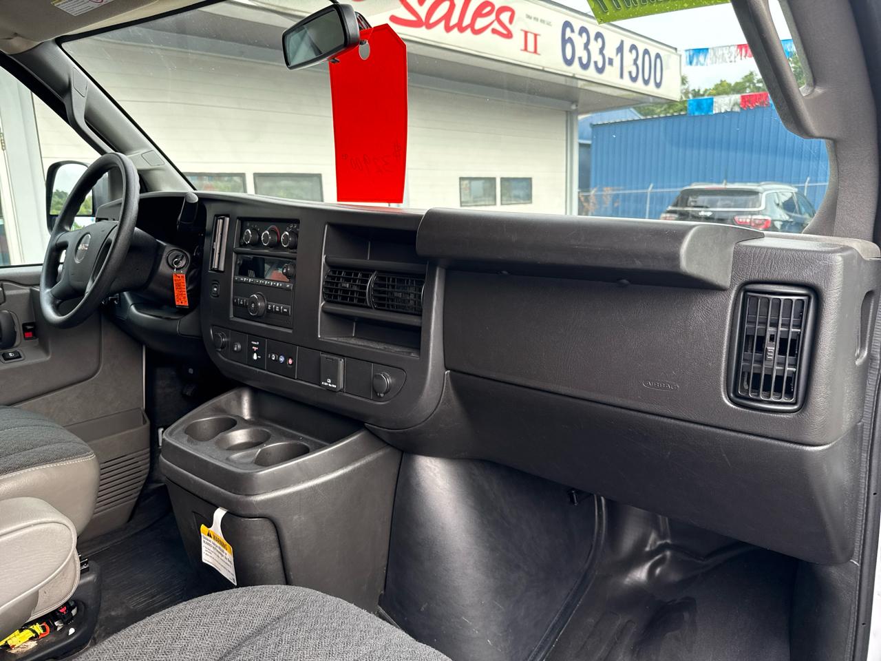 GMC Savana Cargo Van RWD 2500 135" 2025