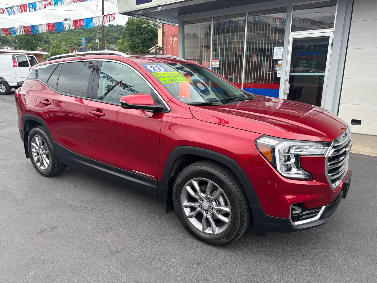 2023 GMC Terrain AWD 4dr SLT