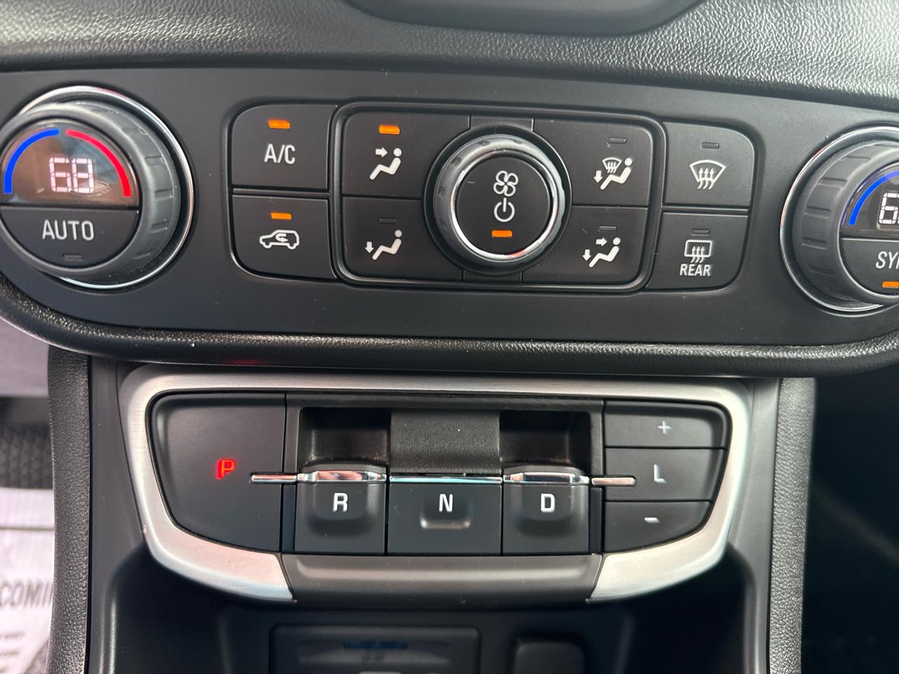 GMC Terrain AWD 4dr SLT 2023