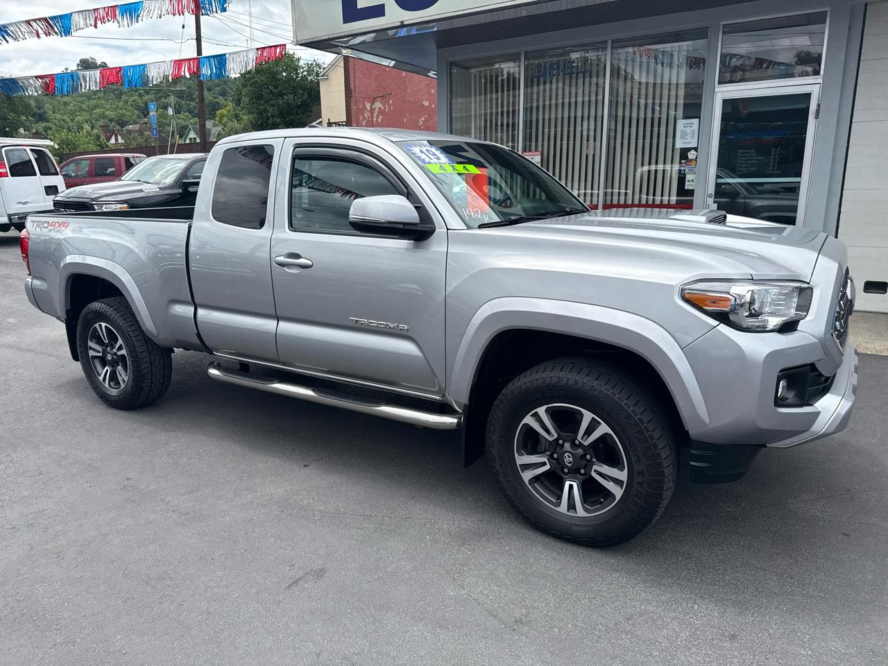 2019 Toyota Tacoma 4WD TRD Off Road Access Cab 6' Bed V6 AT (Natl)