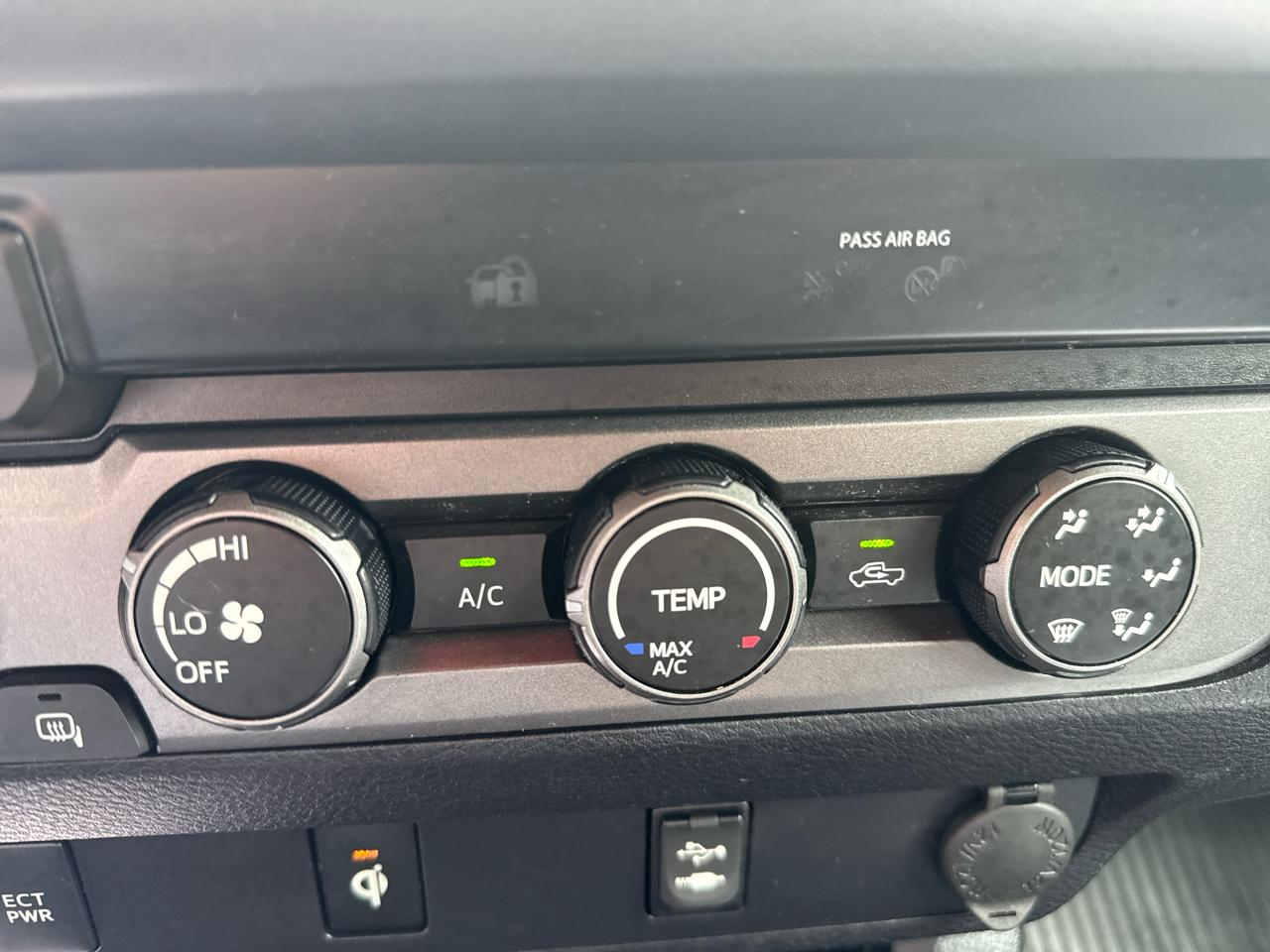 Toyota Tacoma 4WD TRD Off Road Access Cab 6' Bed V6 AT (Natl) 2019
