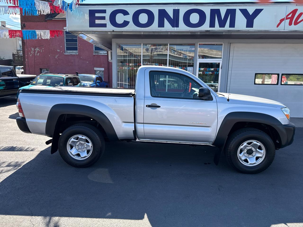 Toyota Tacoma 4WD Reg I4 MT (Natl) 2010