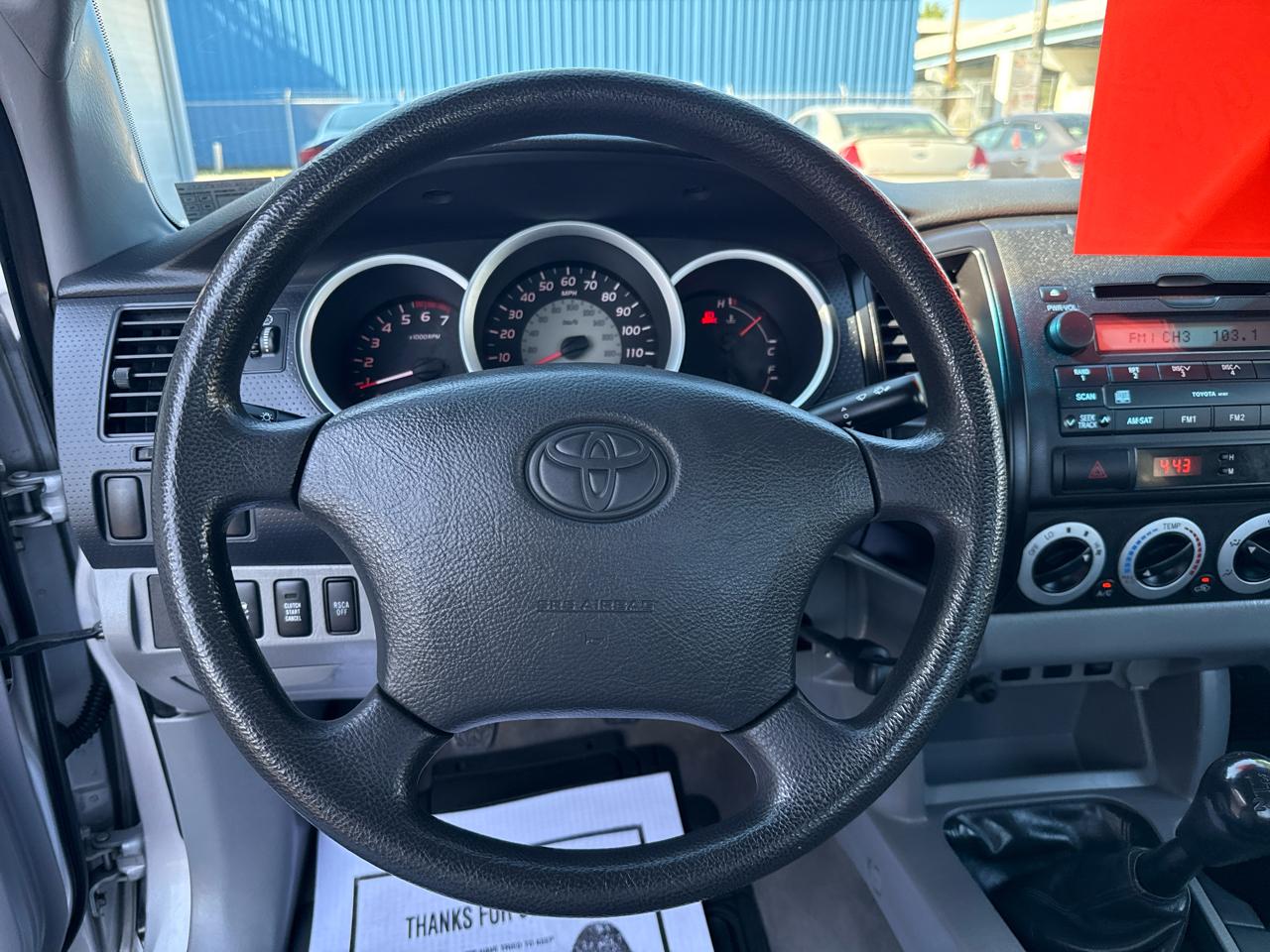 Toyota Tacoma 4WD Reg I4 MT (Natl) 2010