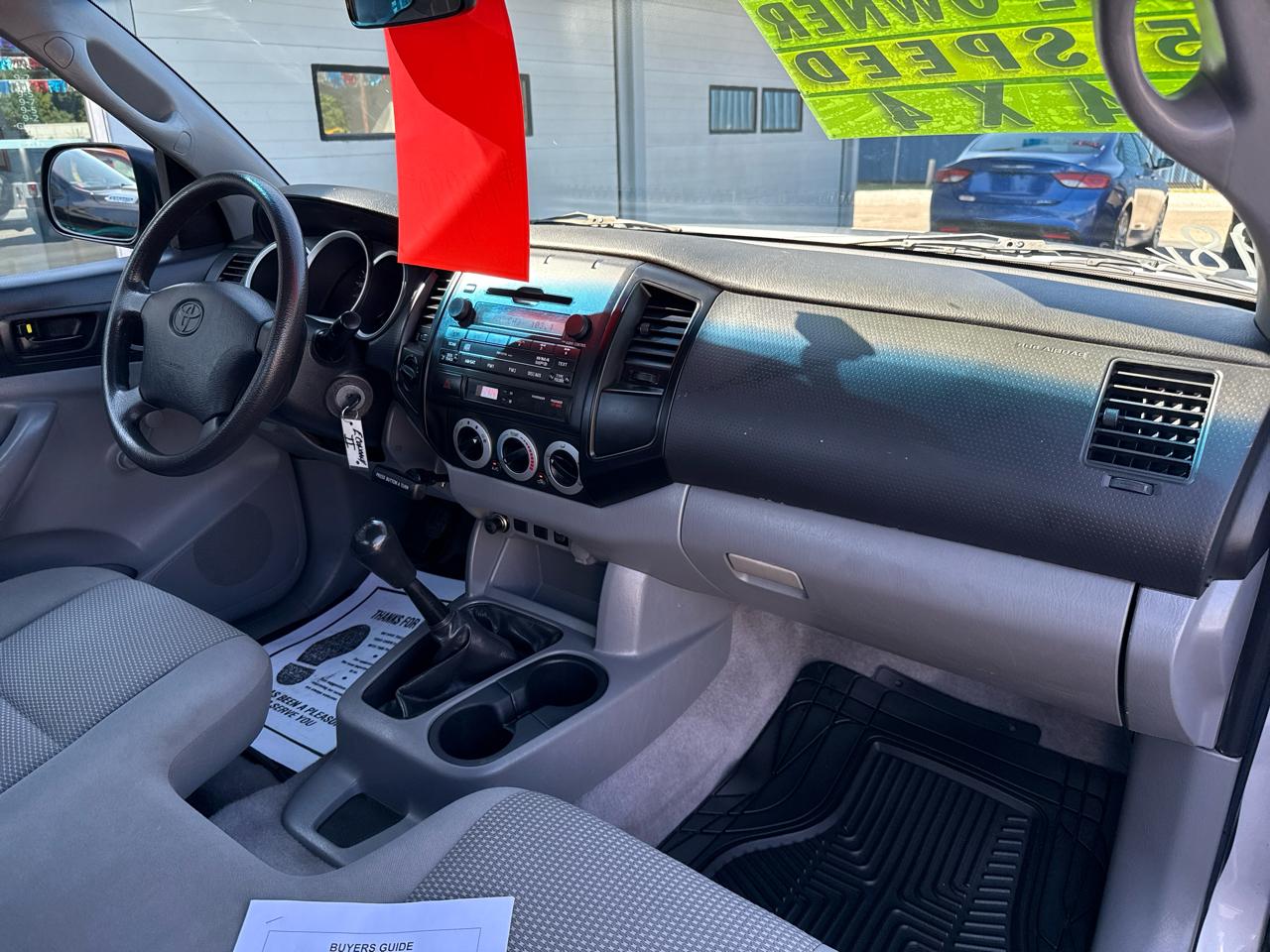 Toyota Tacoma 4WD Reg I4 MT (Natl) 2010