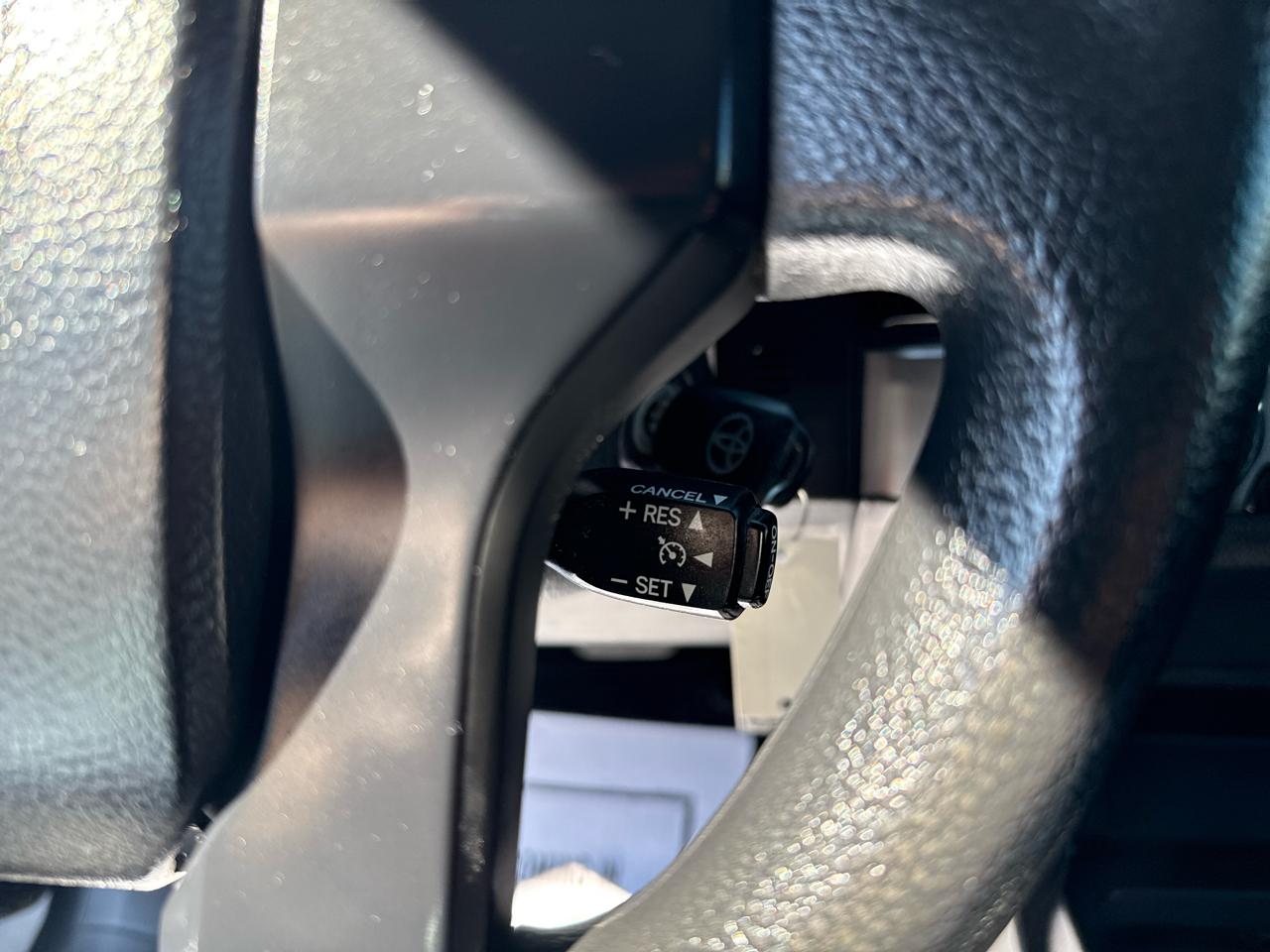 Toyota Tacoma SR5 Access Cab 6' Bed I4 4x4 AT (Natl) 2017
