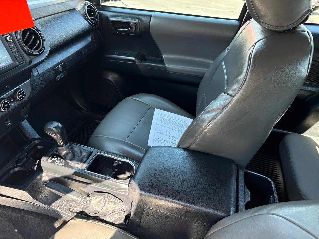Toyota Tacoma SR5 Access Cab 6' Bed I4 4x4 AT (Natl) 2017