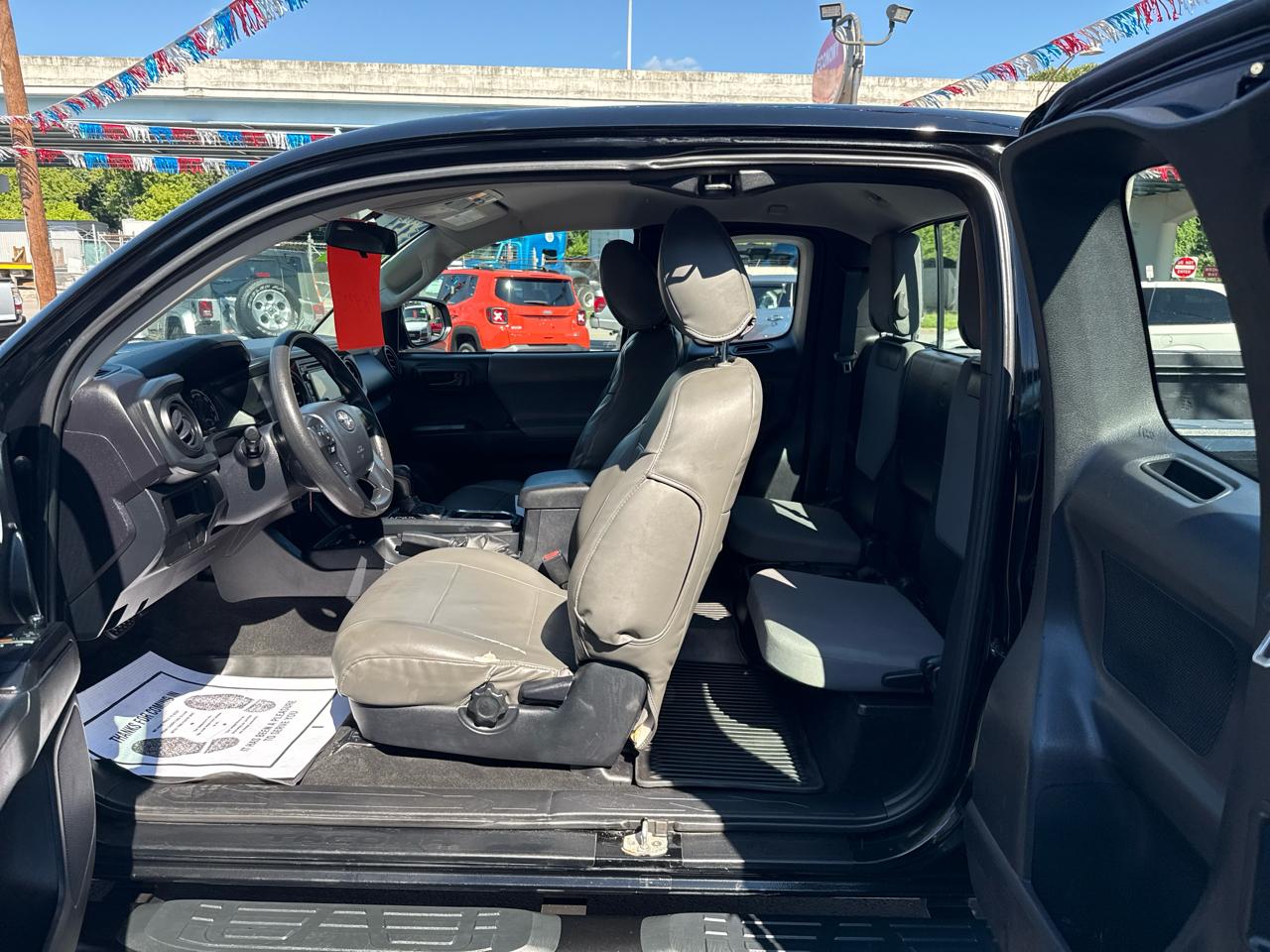 Toyota Tacoma SR5 Access Cab 6' Bed I4 4x4 AT (Natl) 2017