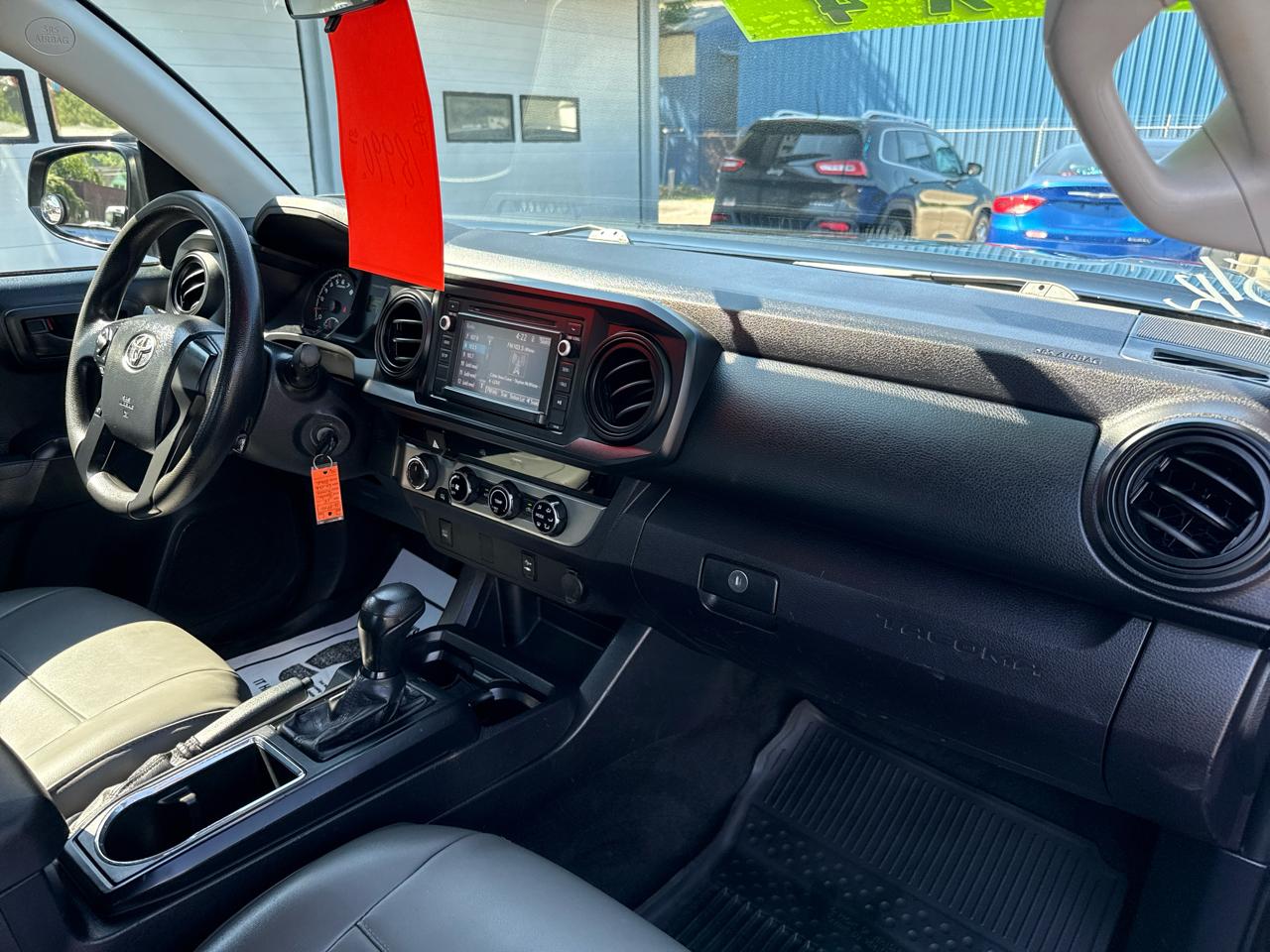 Toyota Tacoma SR5 Access Cab 6' Bed I4 4x4 AT (Natl) 2017