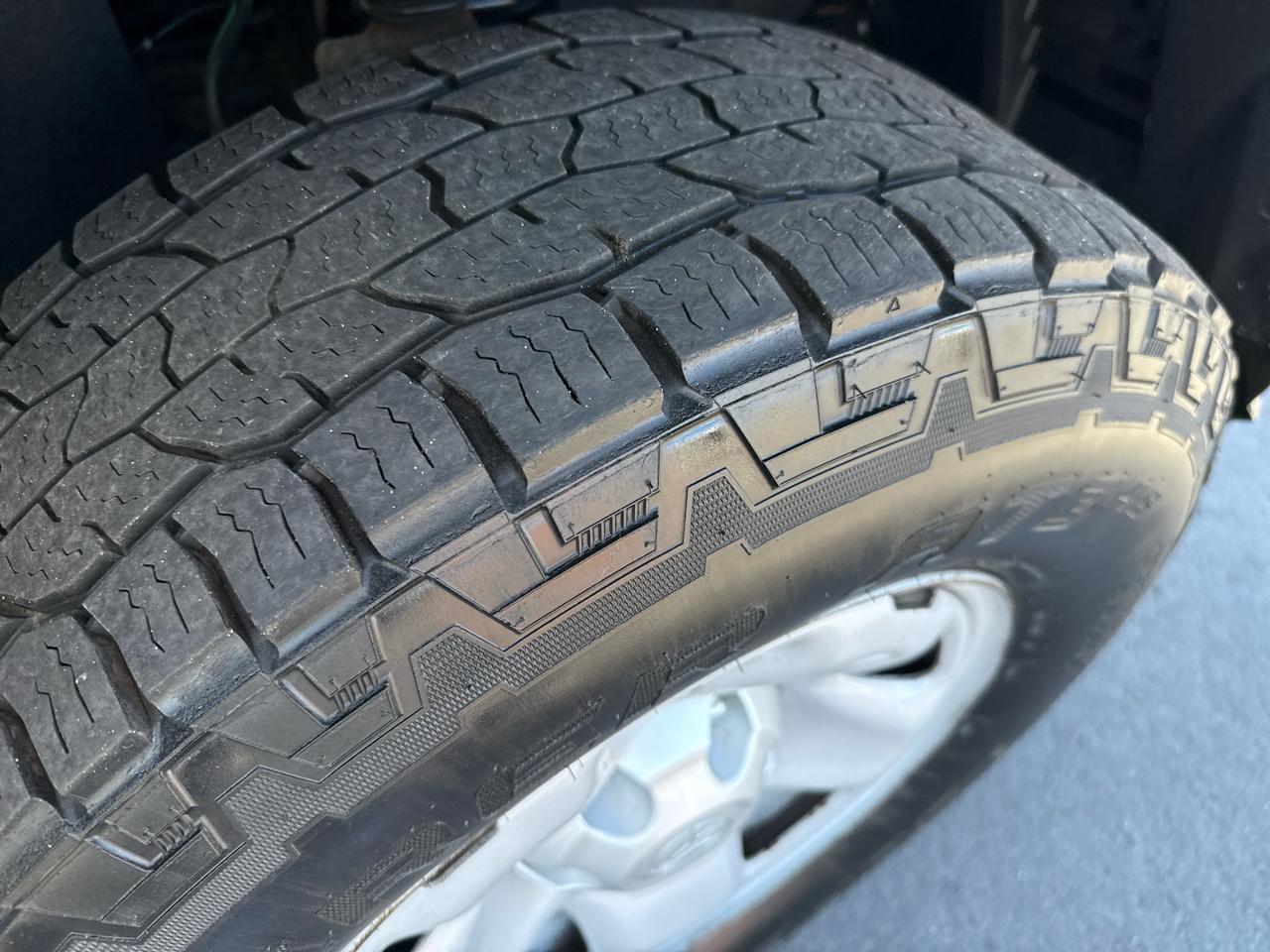 Toyota Tacoma SR5 Access Cab 6' Bed I4 4x4 AT (Natl) 2017