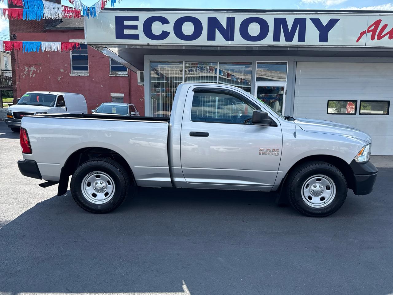 RAM 1500 2WD Reg Cab 120.5" Tradesman 2014