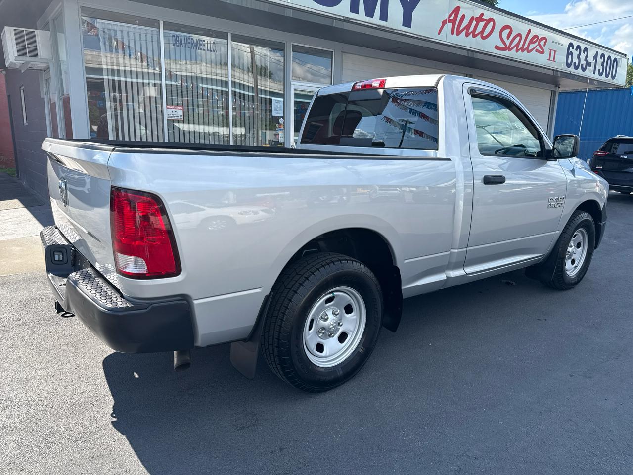 RAM 1500 2WD Reg Cab 120.5" Tradesman 2014