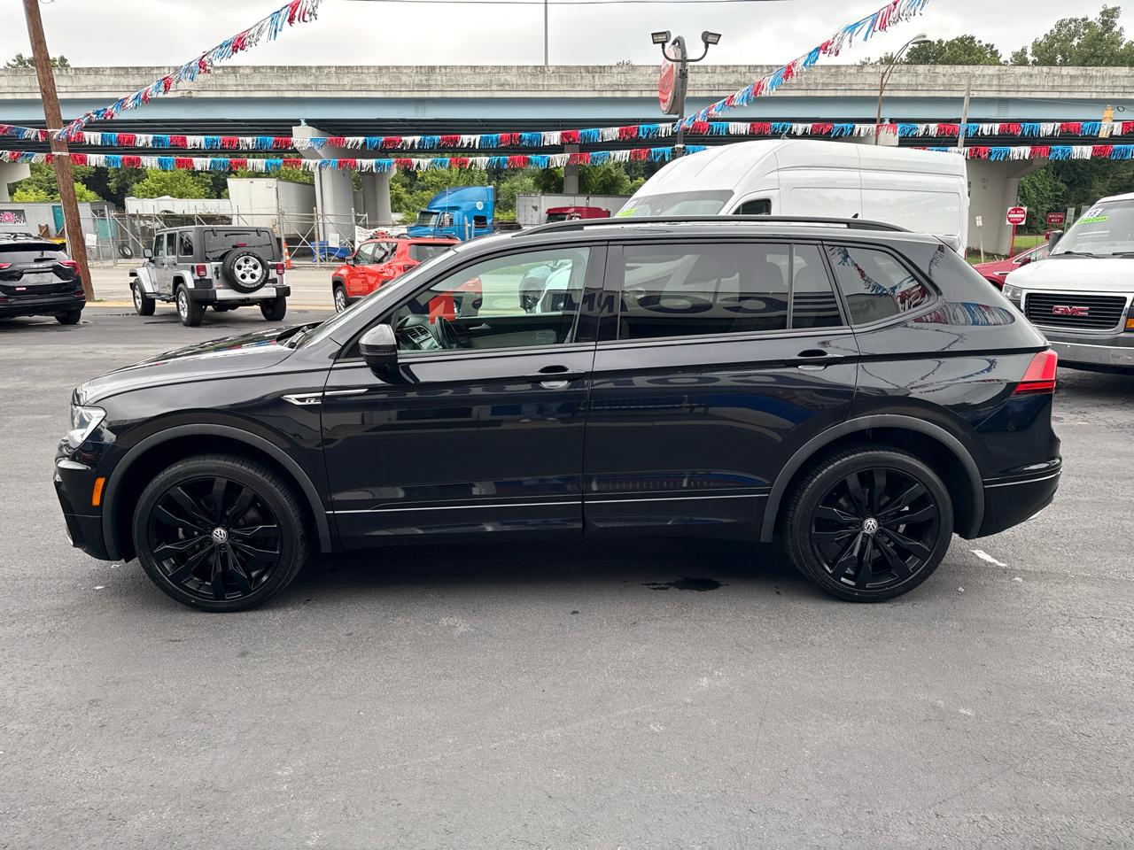Volkswagen Tiguan 2.0T SE R-Line Black 4MOTION 2021