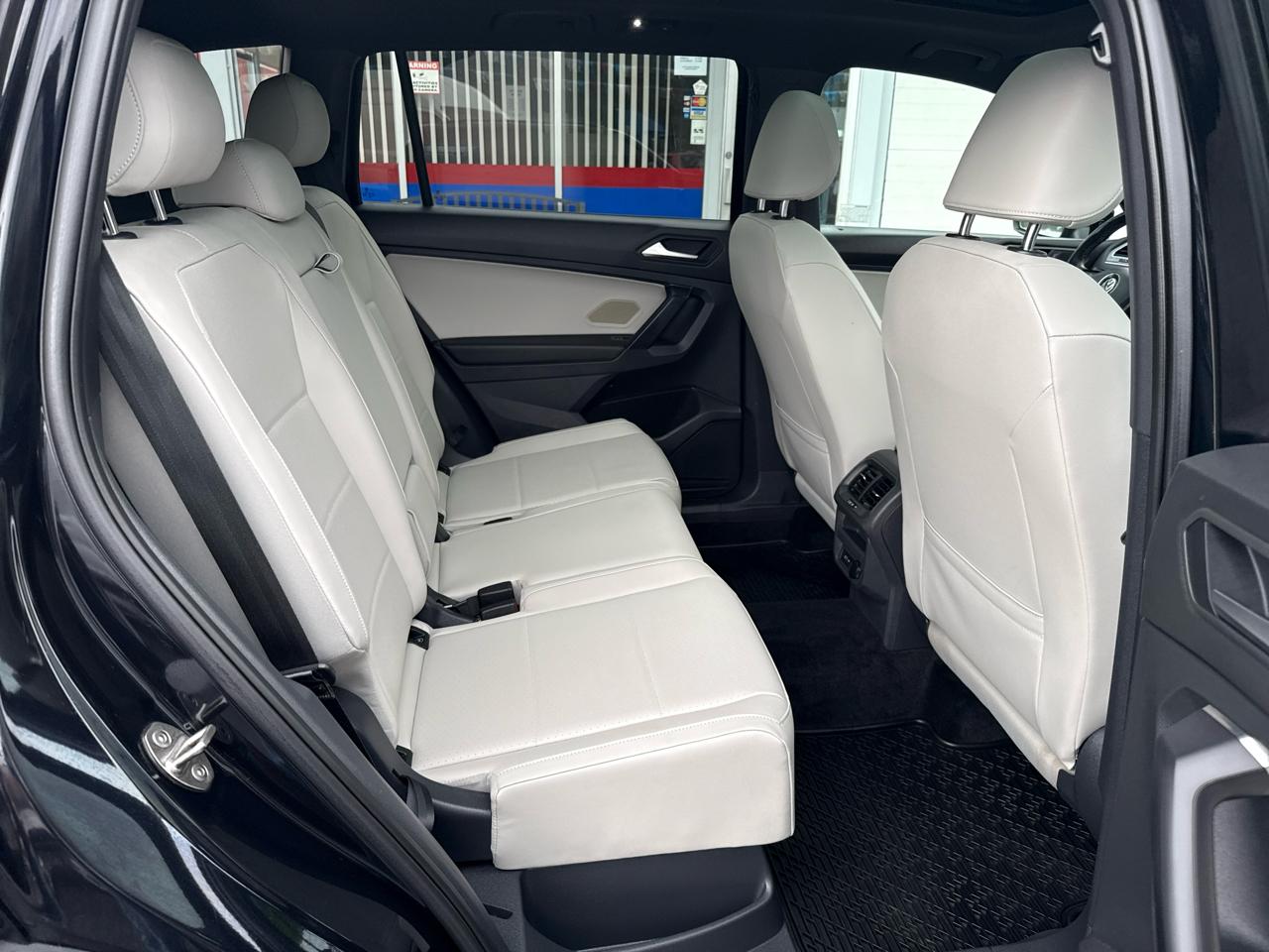 Volkswagen Tiguan 2.0T SE R-Line Black 4MOTION 2021