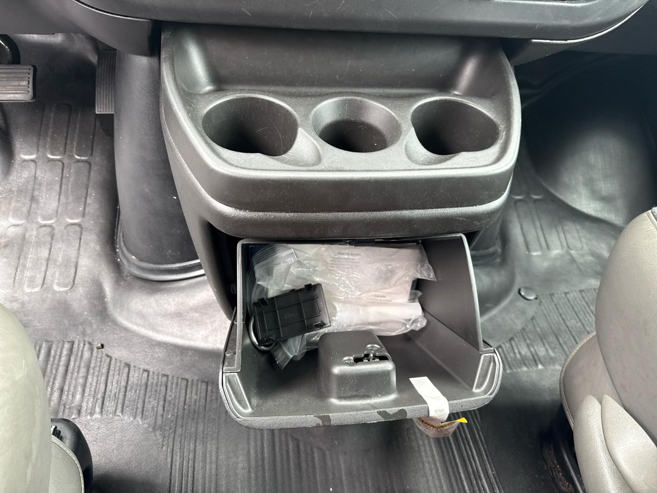 GMC Savana Cargo Van RWD 2500 135" 2025