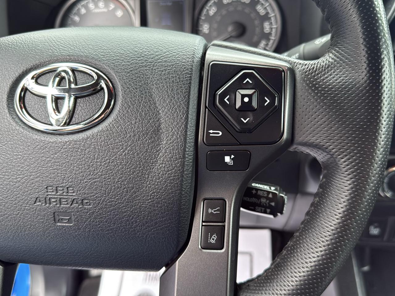 Toyota Tacoma 4WD TRD Off Road Double Cab 5' Bed V6 AT (Natl) 2019