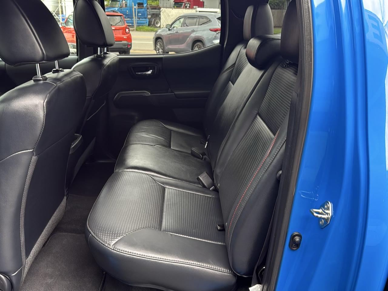 Toyota Tacoma 4WD TRD Off Road Double Cab 5' Bed V6 AT (Natl) 2019