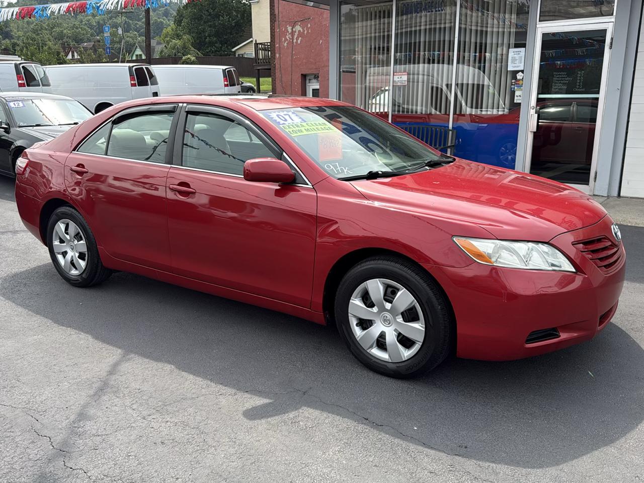 Toyota Camry 4dr Sdn I4 Auto XLE (Natl) 2007