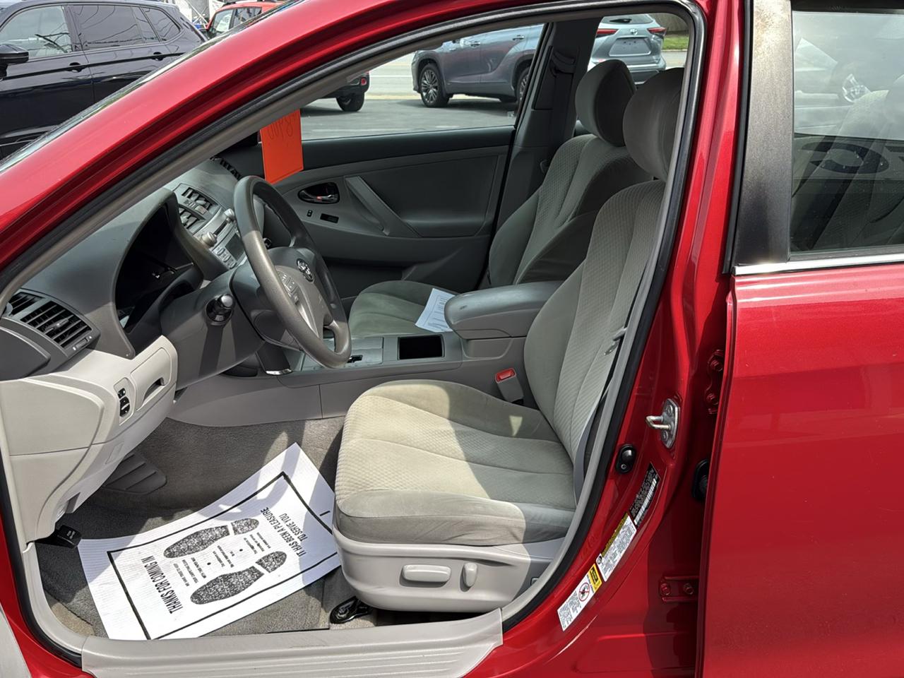 Toyota Camry 4dr Sdn I4 Auto XLE (Natl) 2007