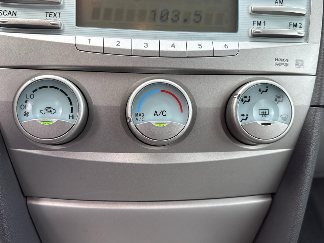 Toyota Camry 4dr Sdn I4 Auto XLE (Natl) 2007