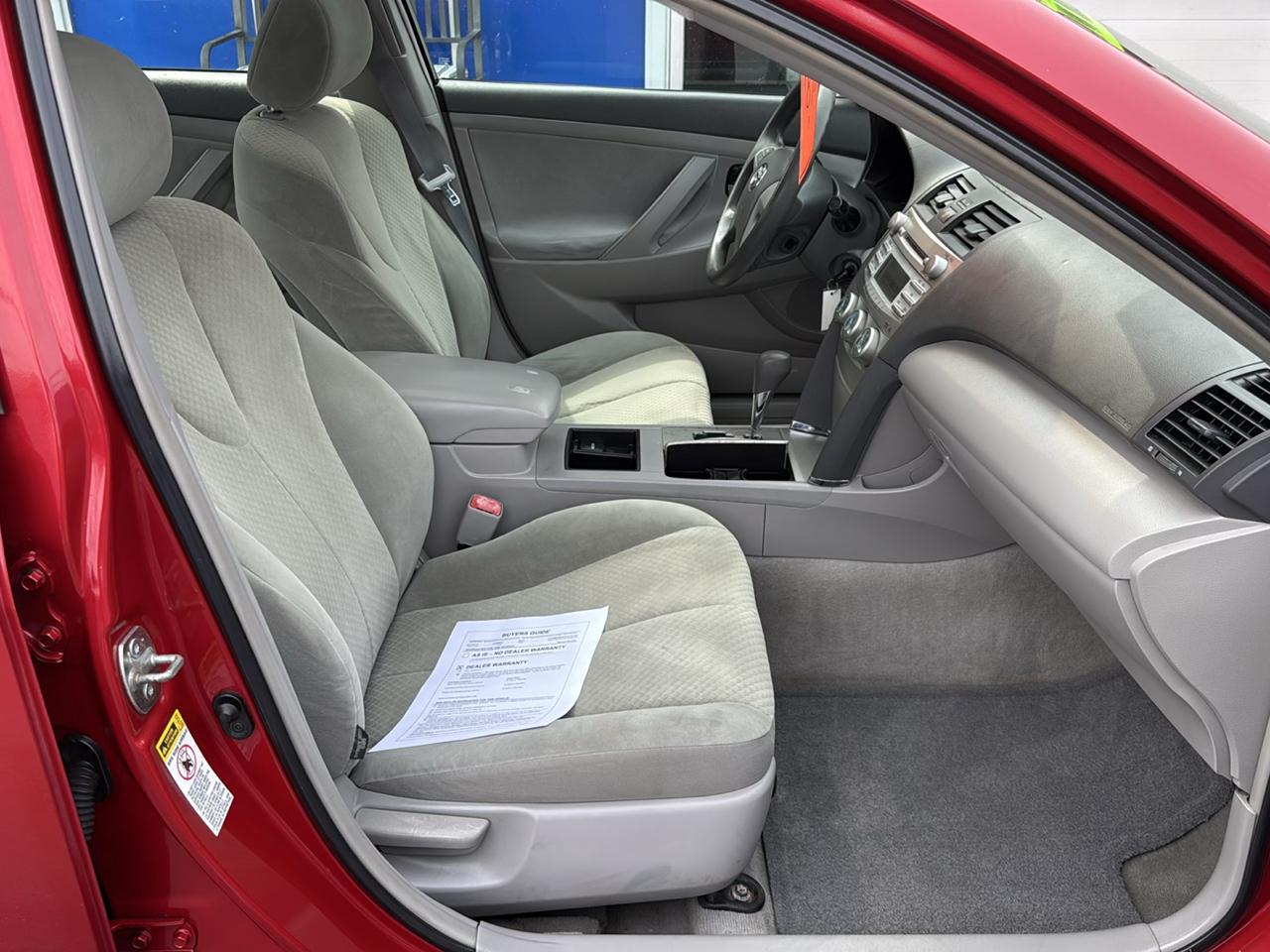 Toyota Camry 4dr Sdn I4 Auto XLE (Natl) 2007
