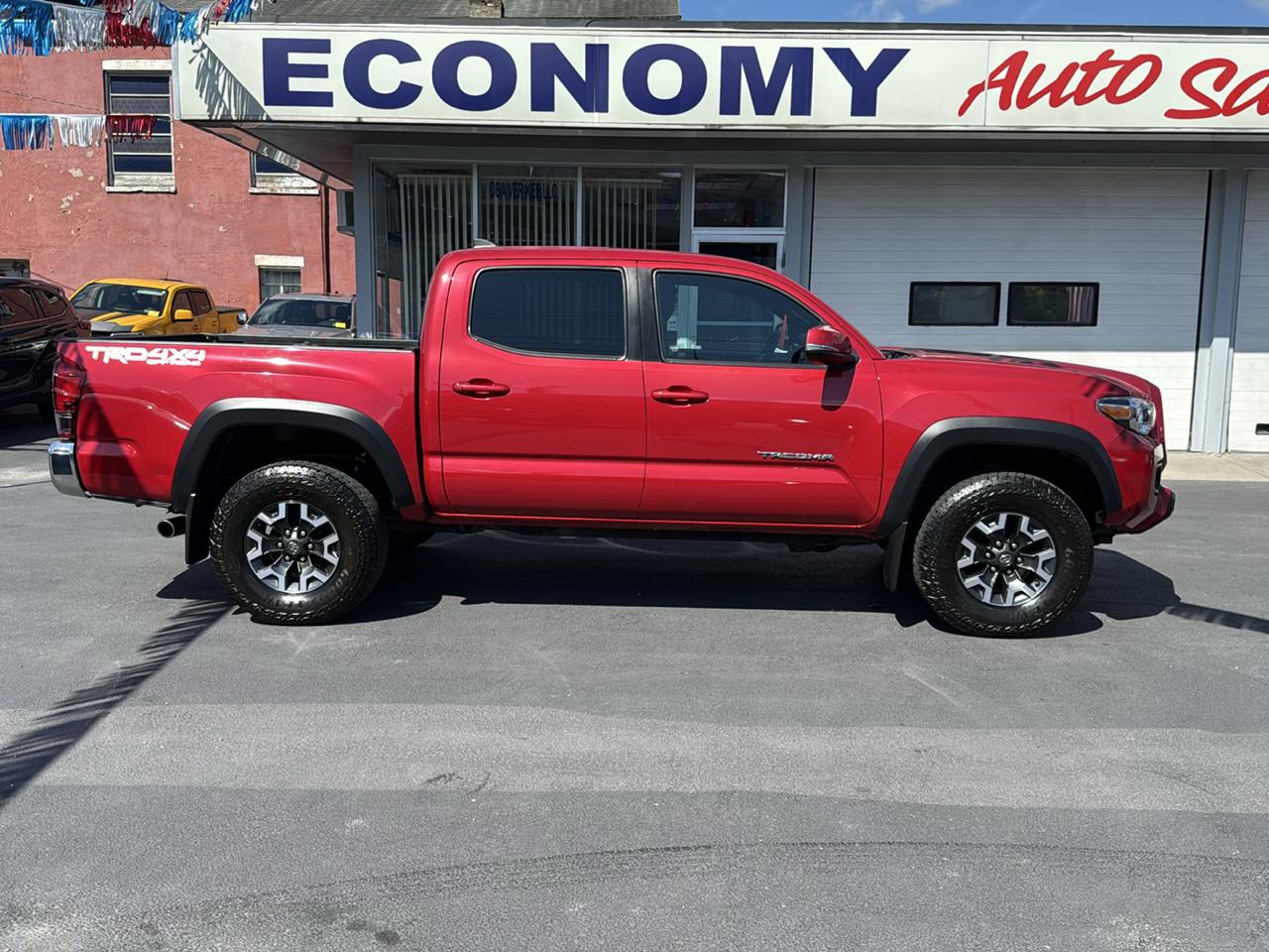 Toyota Tacoma 4WD Double Cab V6 MT TRD Off Road (Natl) 2016