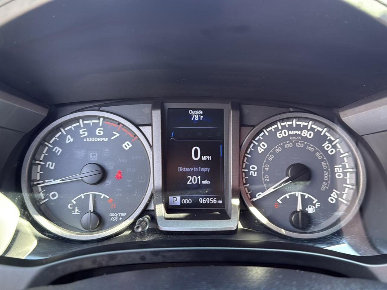 Toyota Tacoma 4WD Double Cab V6 MT TRD Off Road (Natl) 2016