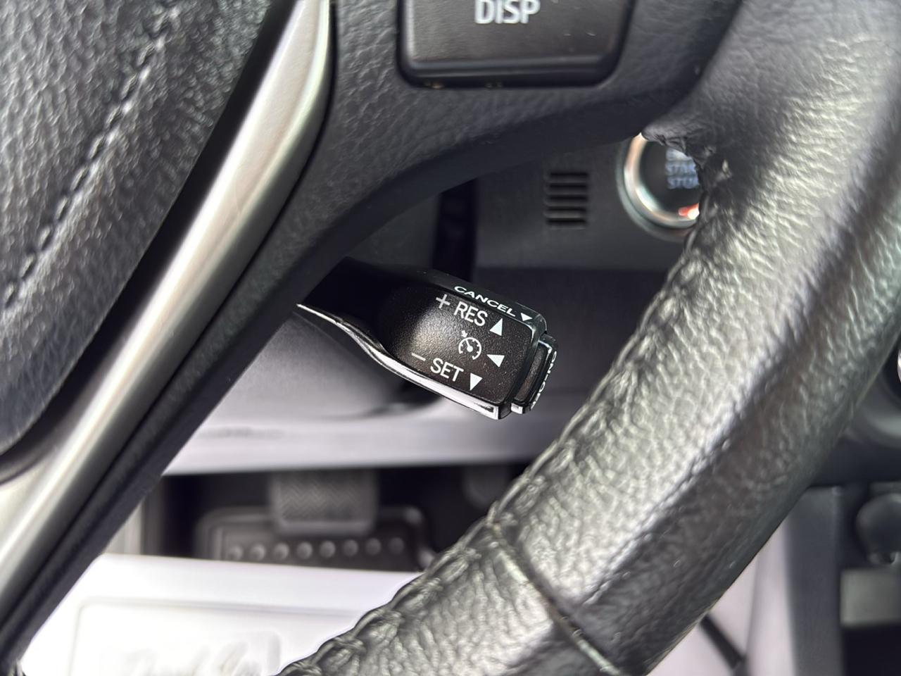 Toyota Corolla 4dr Sdn CVT LE Premium (Natl) 2015