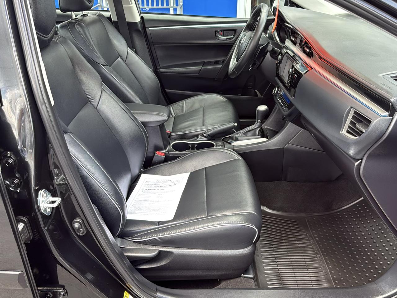 Toyota Corolla 4dr Sdn CVT LE Premium (Natl) 2015