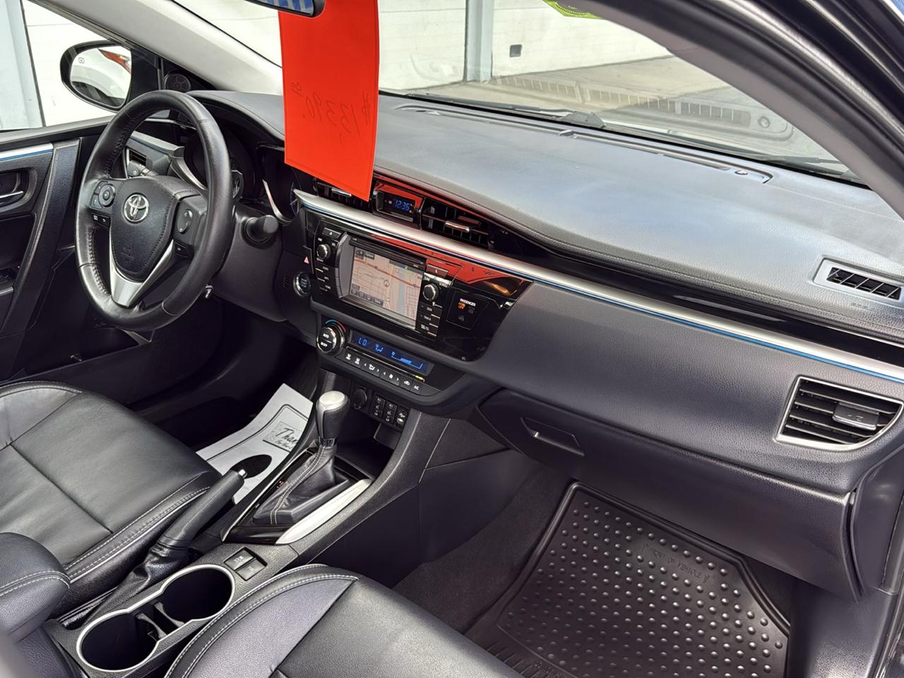 Toyota Corolla 4dr Sdn CVT LE Premium (Natl) 2015