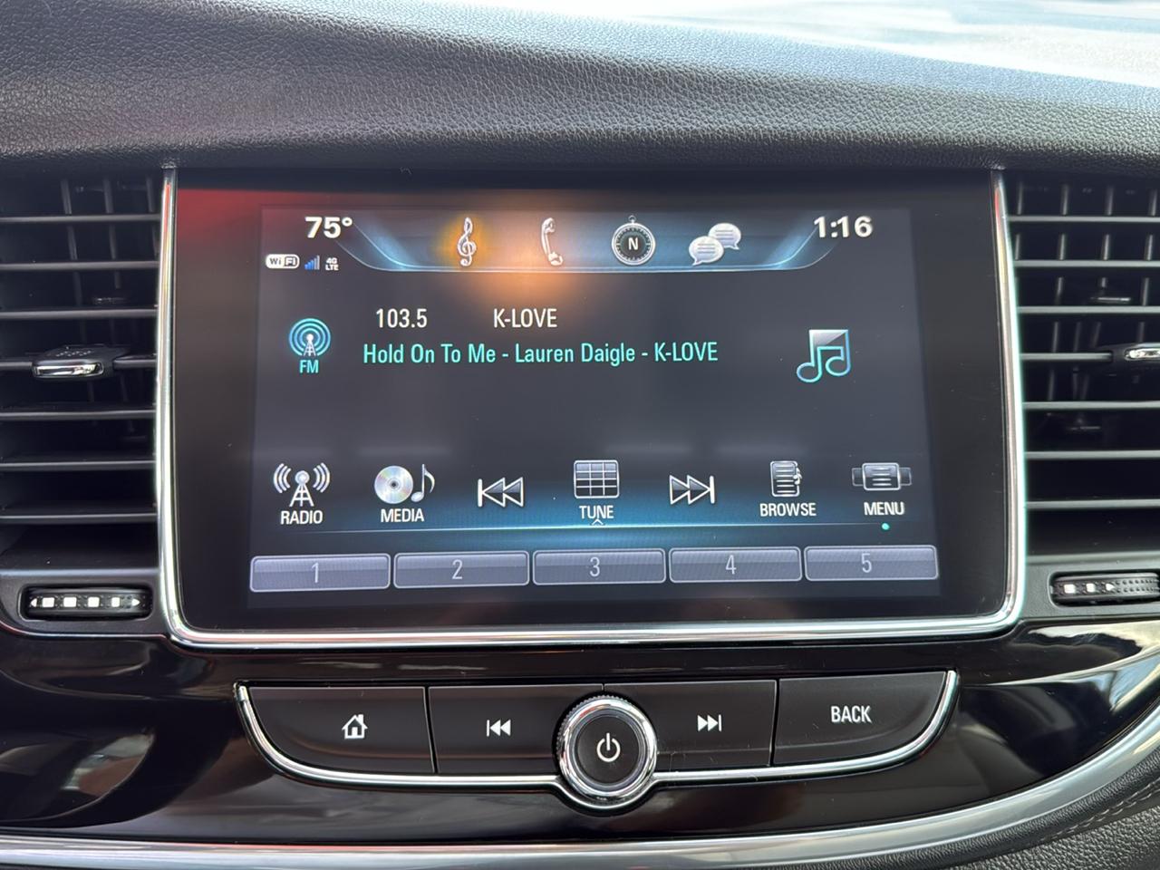 Buick Encore AWD 4dr Sport Touring 2020