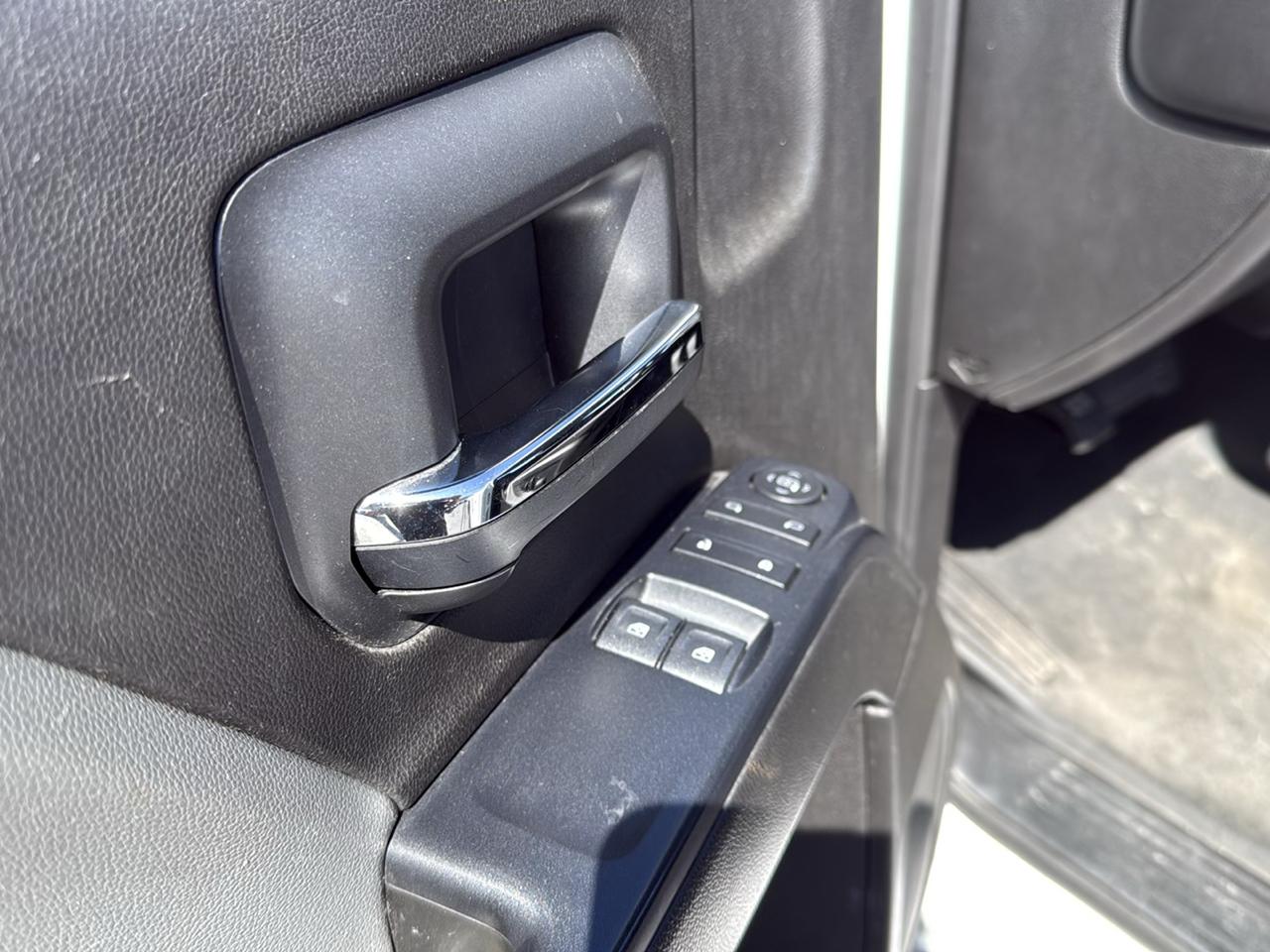 Chevrolet Silverado 1500 2WD Reg Cab 133.0" Work Truck 2018