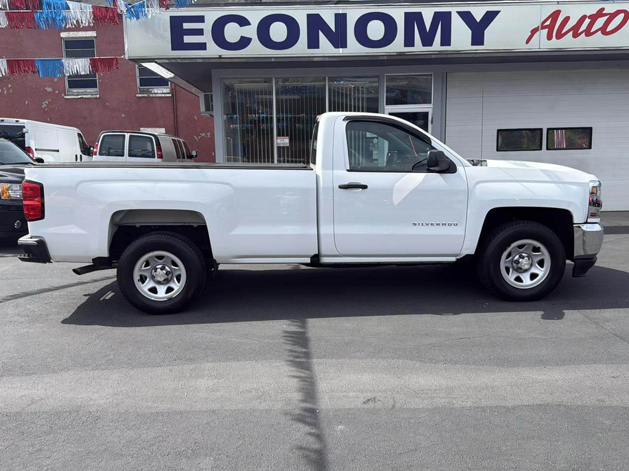 Chevrolet Silverado 1500 2WD Reg Cab 133.0" Work Truck 2018