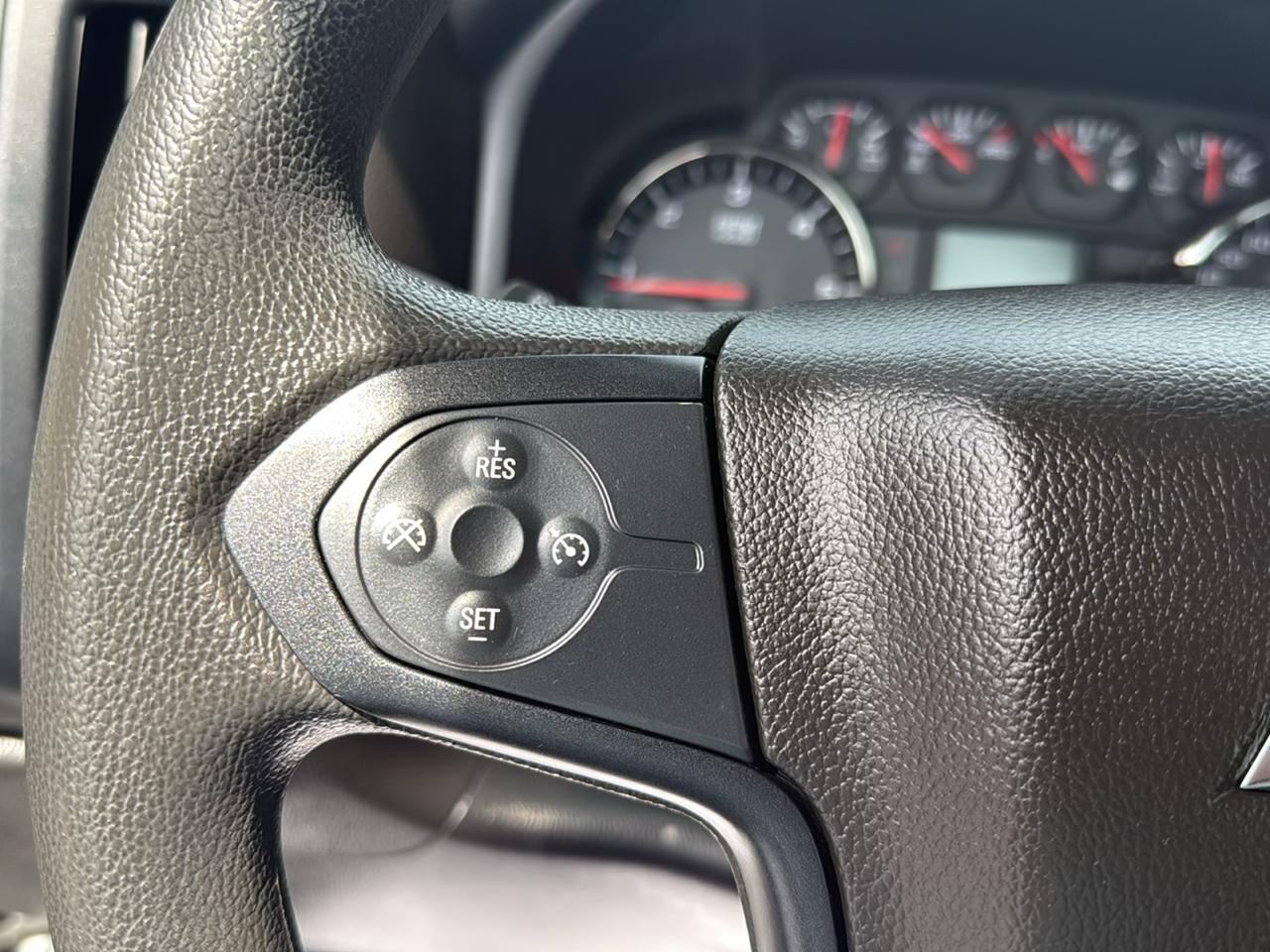 Chevrolet Silverado 1500 2WD Reg Cab 133.0" Work Truck 2018