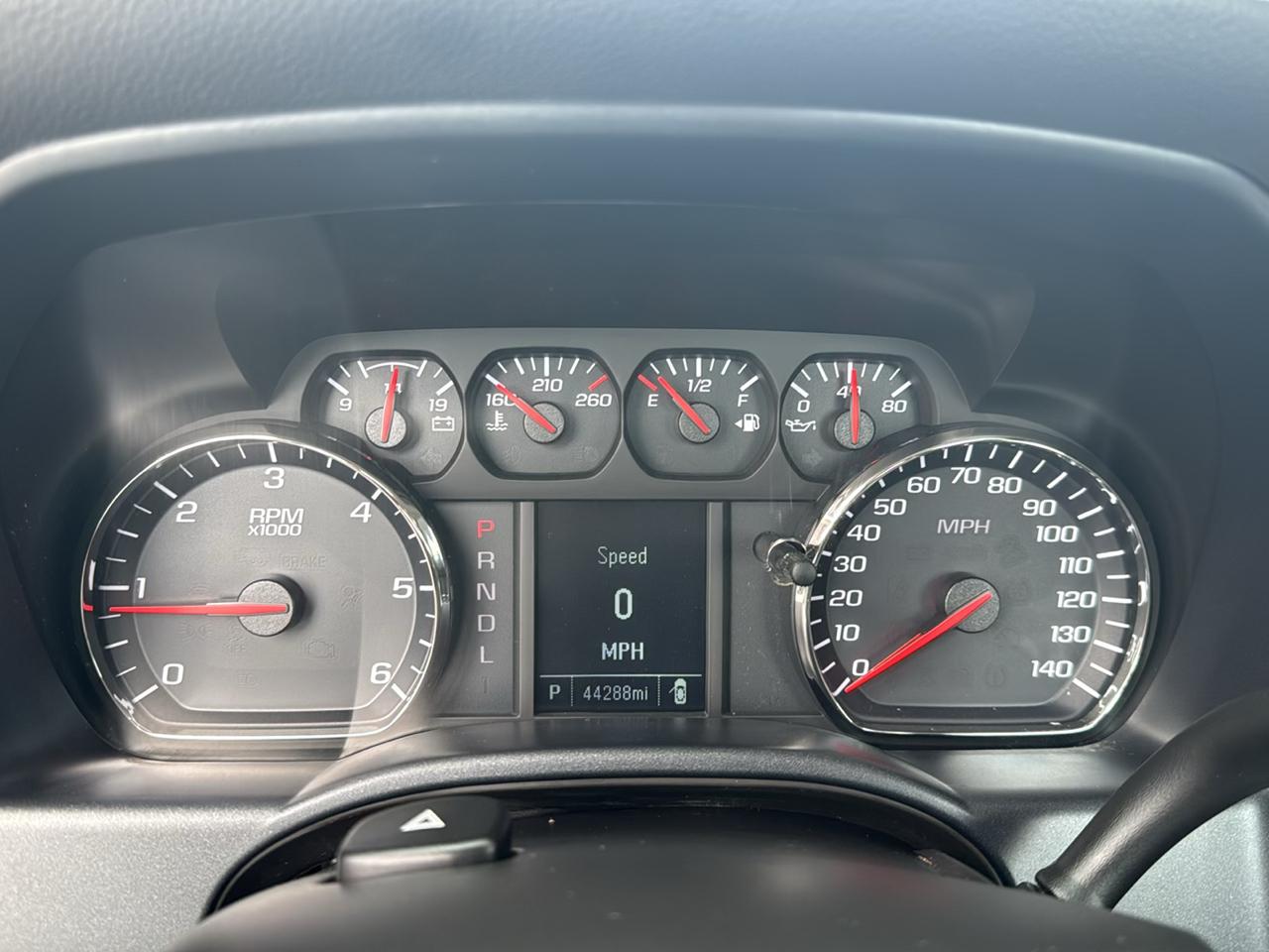 Chevrolet Silverado 1500 2WD Reg Cab 133.0" Work Truck 2018