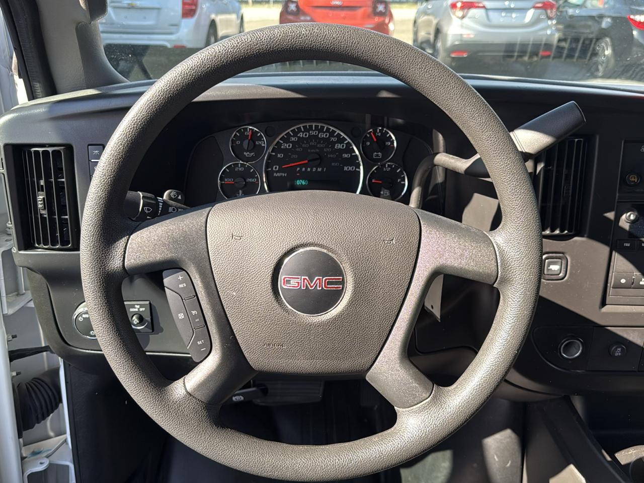 GMC Savana Cargo Van RWD 2500 135" 2025