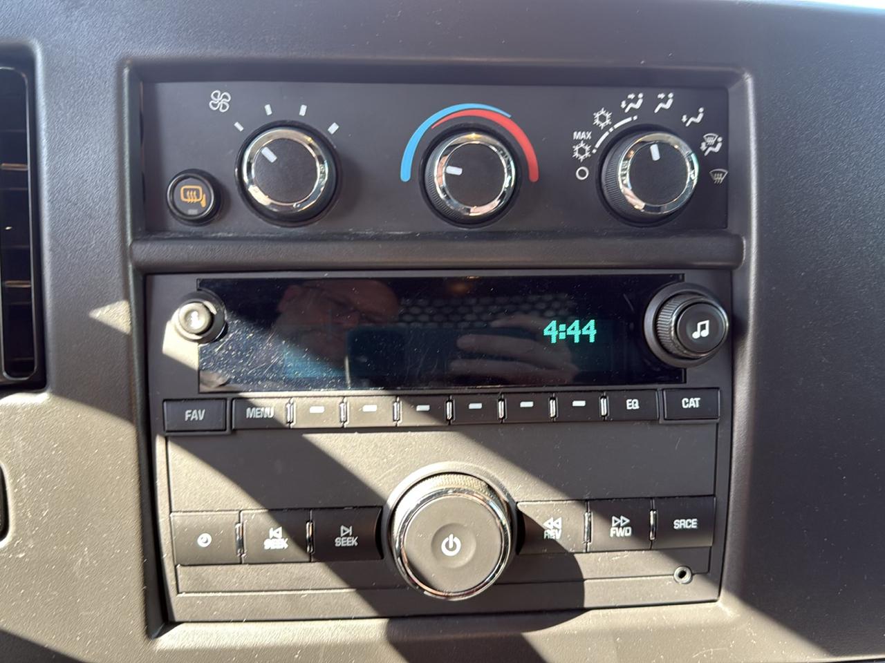 GMC Savana Cargo Van RWD 2500 135" 2025