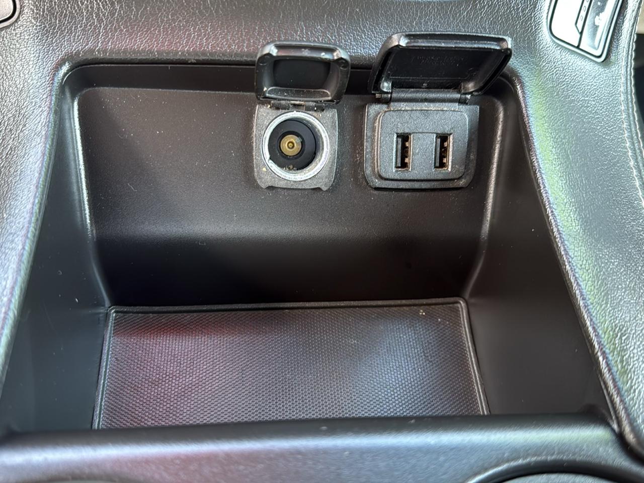 Chevrolet Suburban 4WD 4dr 1500 LT 2019