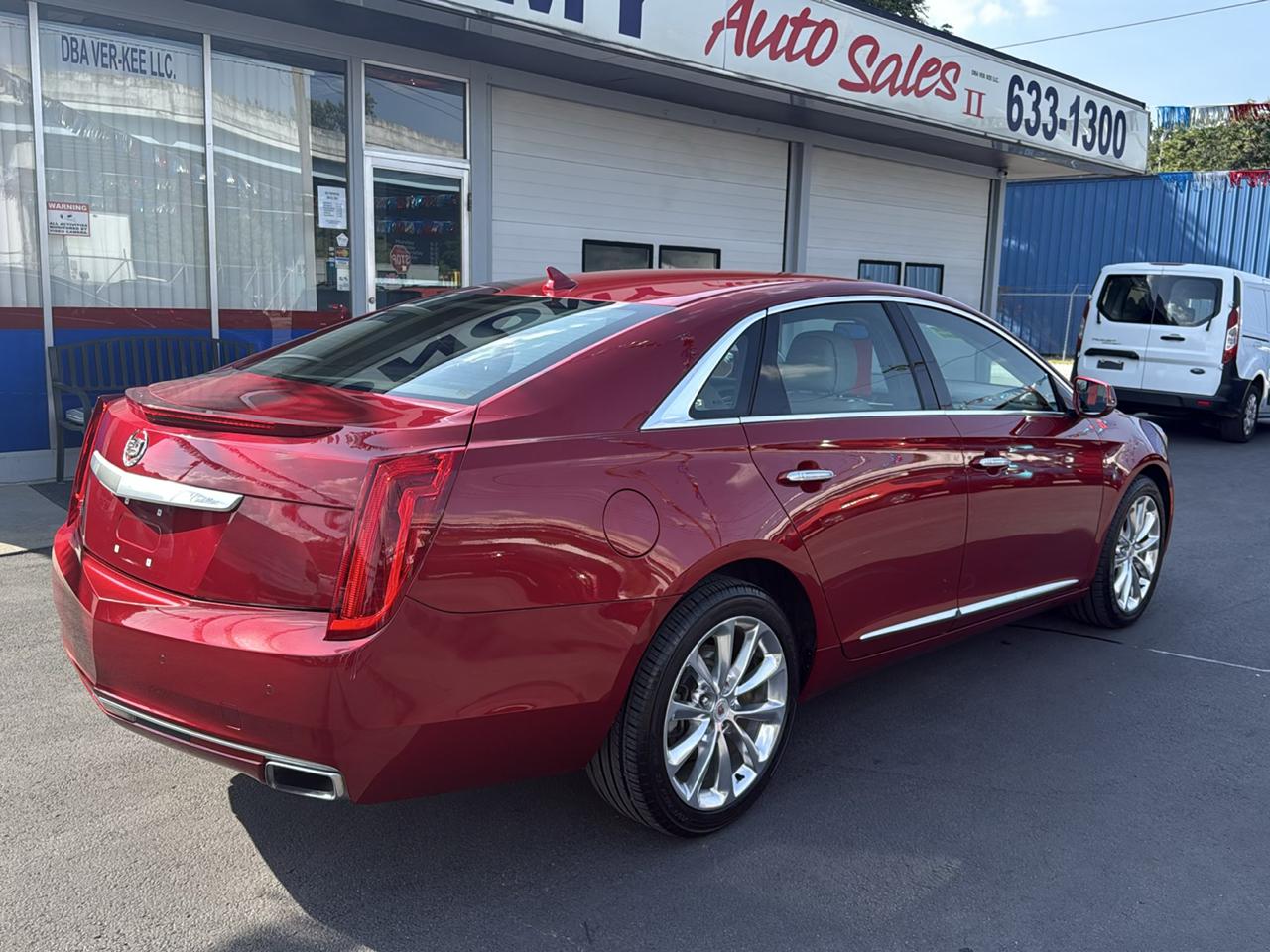 Cadillac XTS 4dr Sdn Premium AWD 2013