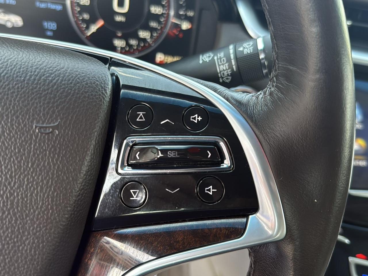 Cadillac XTS 4dr Sdn Premium AWD 2013