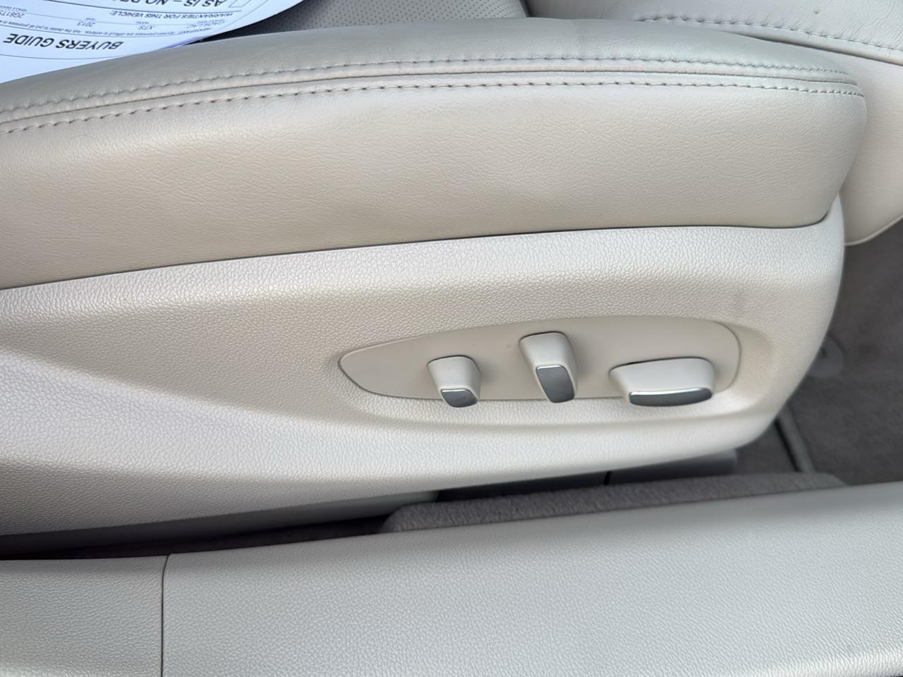 Cadillac XTS 4dr Sdn Premium AWD 2013
