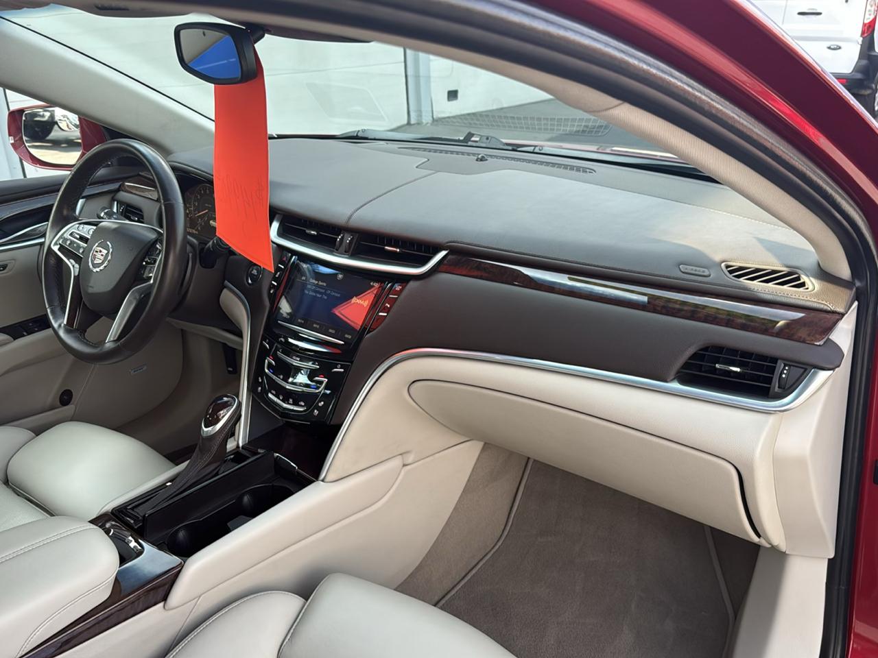 Cadillac XTS 4dr Sdn Premium AWD 2013