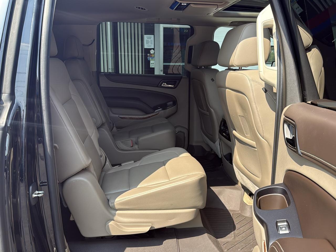 Chevrolet Suburban 4WD 4dr 1500 LTZ 2016