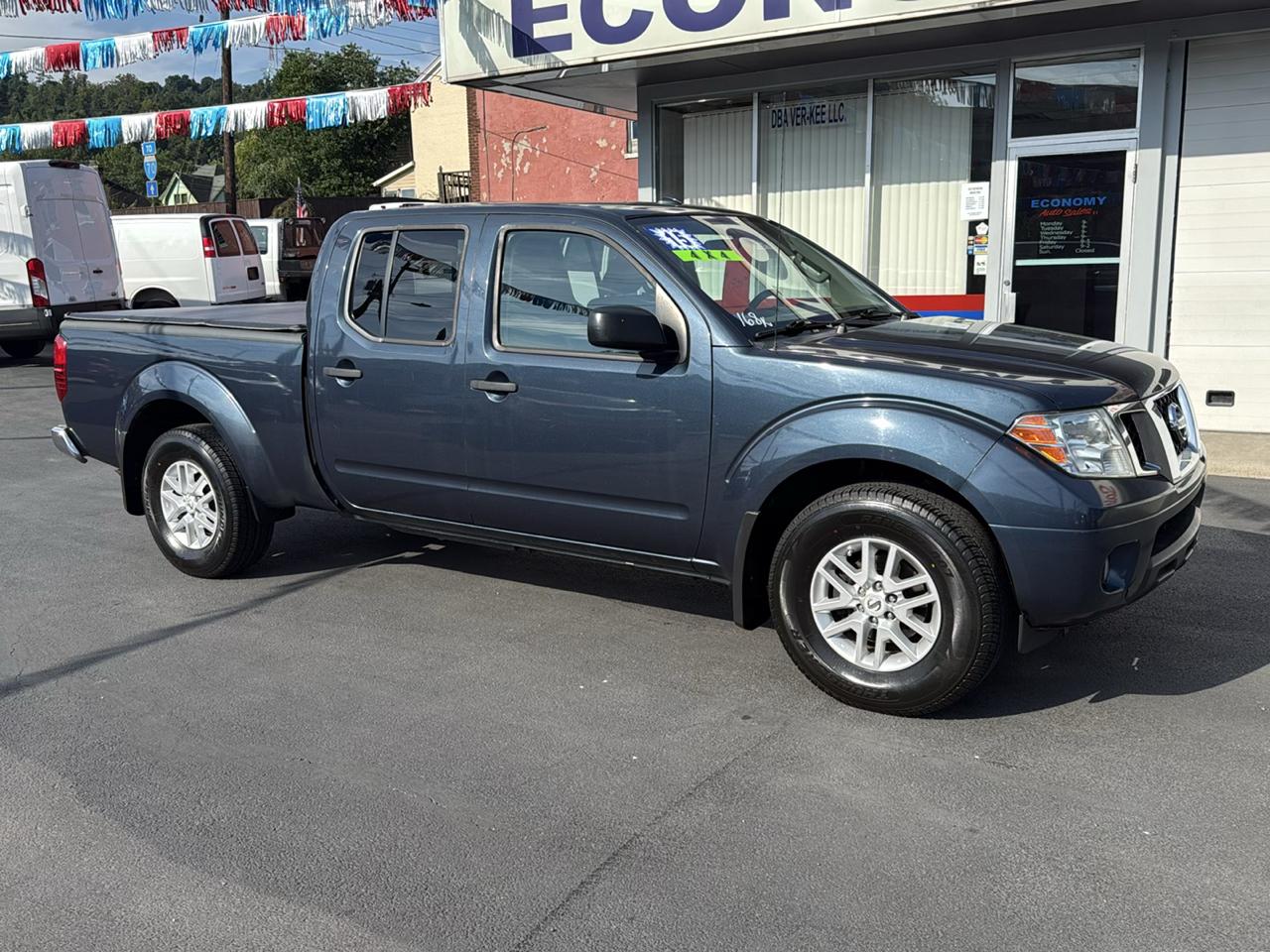 2015 Nissan Frontier 4WD Crew Cab LWB Auto SV