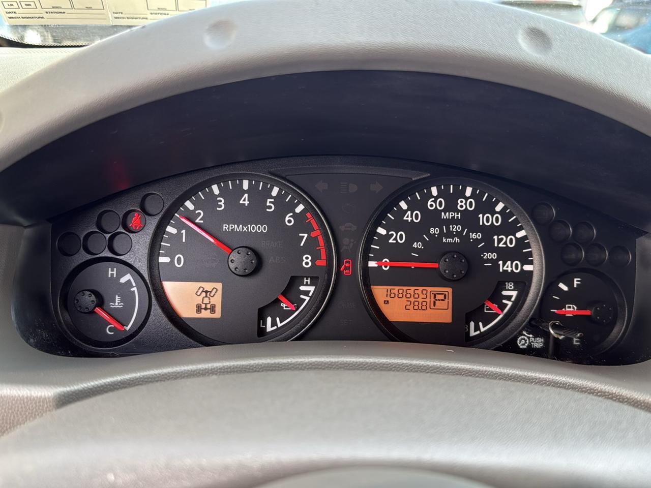 Nissan Frontier 4WD Crew Cab LWB Auto SV 2015