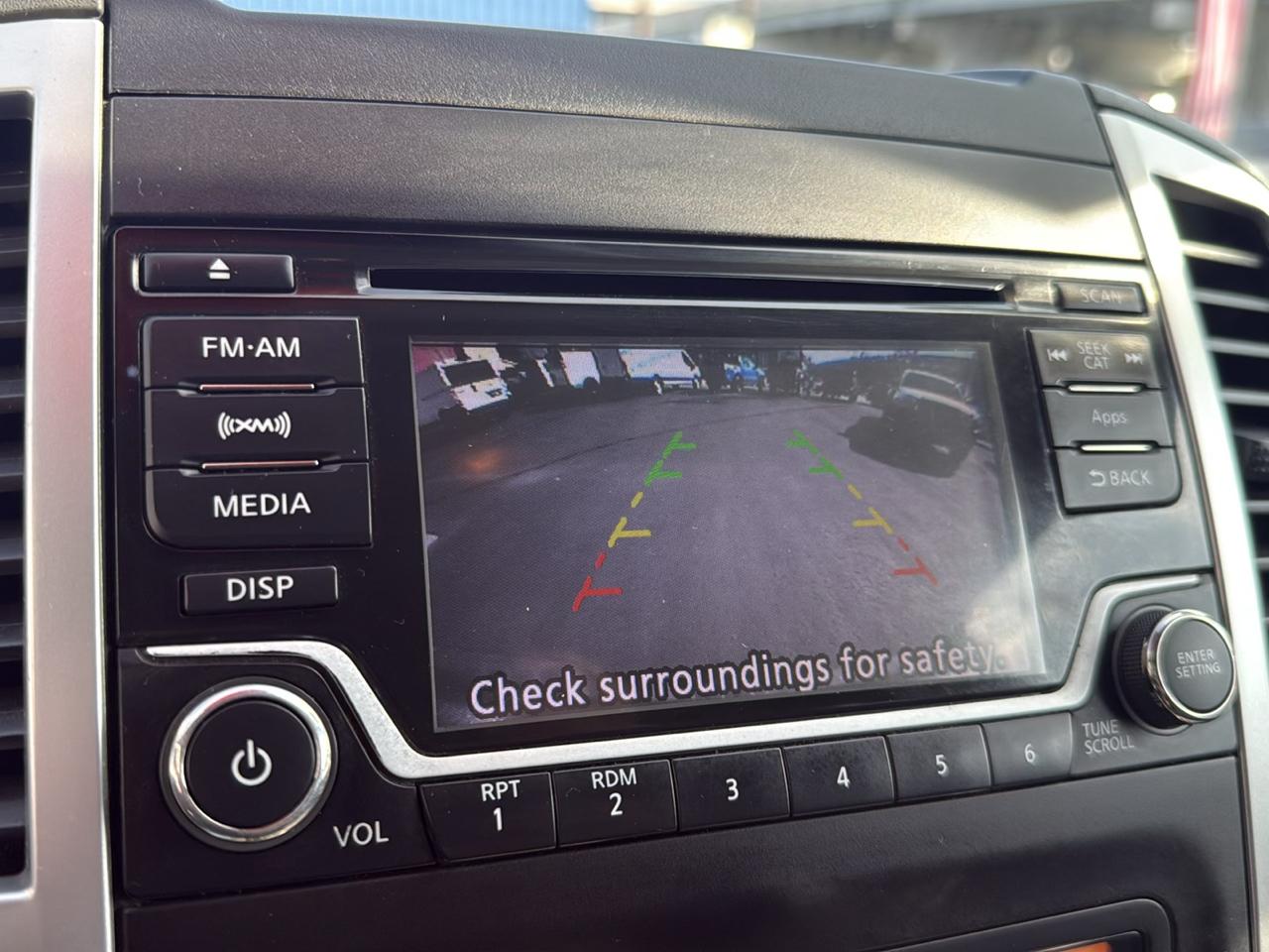 Nissan Frontier 4WD Crew Cab LWB Auto SV 2015
