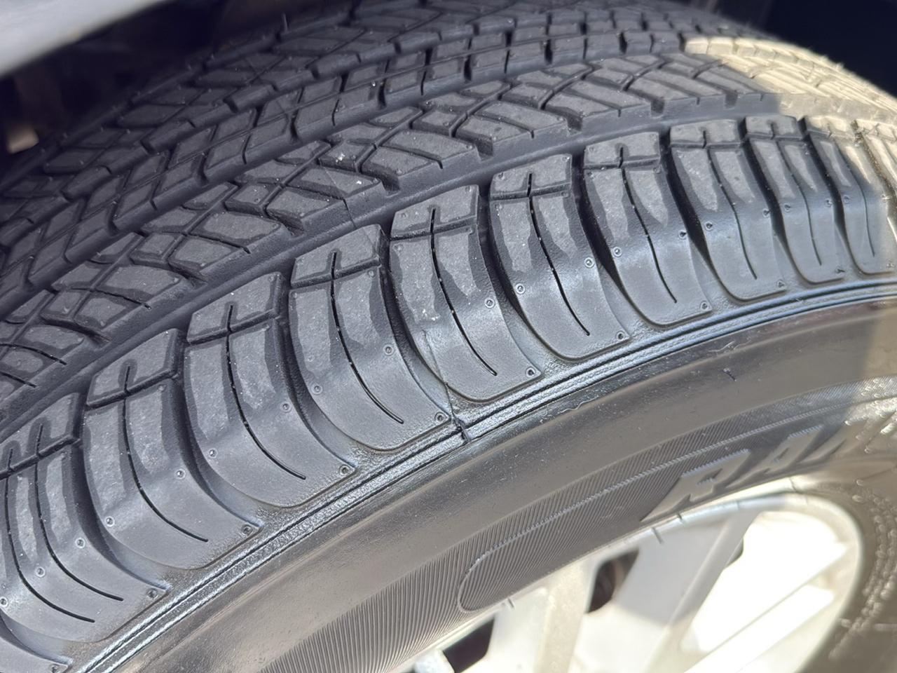 Nissan Frontier 4WD Crew Cab LWB Auto SV 2015