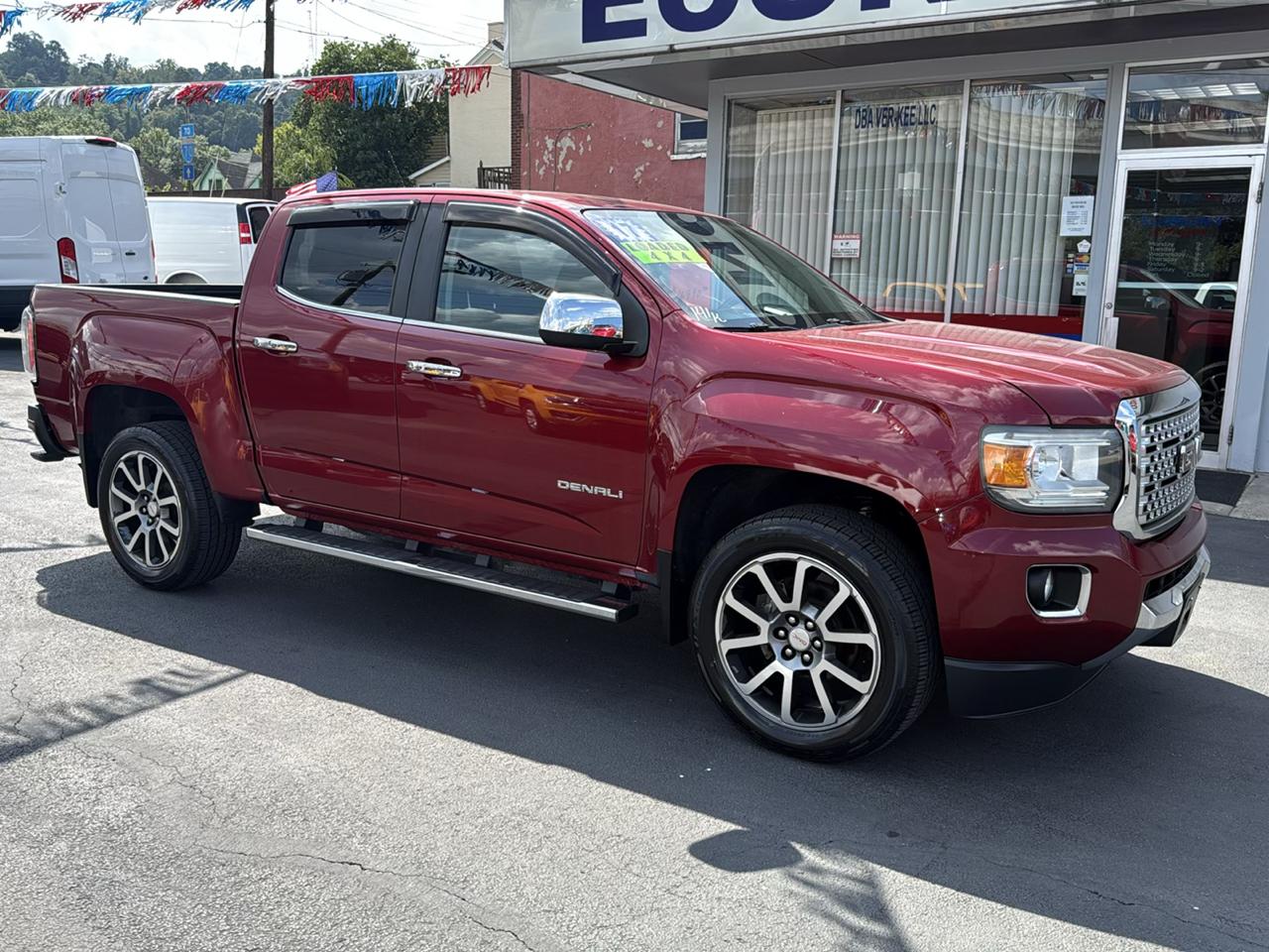 2017 GMC Canyon 4WD Crew Cab 128.3" Denali